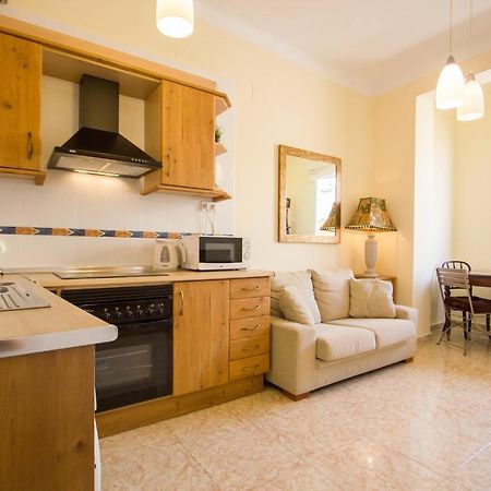 Old Town Apartment Valensiya Dış mekan fotoğraf